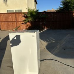 Mini Refrigerator 