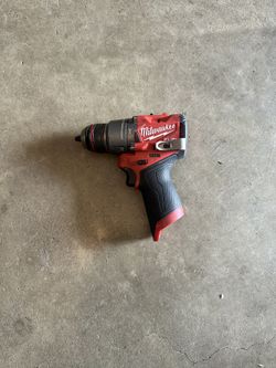Milwaukee M12 Fuel Drill/Driver