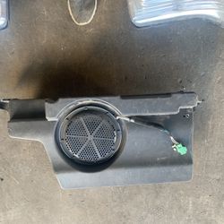 F250 Sony Sub Woofer n Amplifier. 