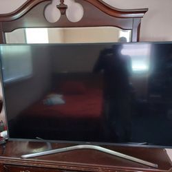 Samsung 4 K Smart TV  58 Inches Excellent Working Condition. 