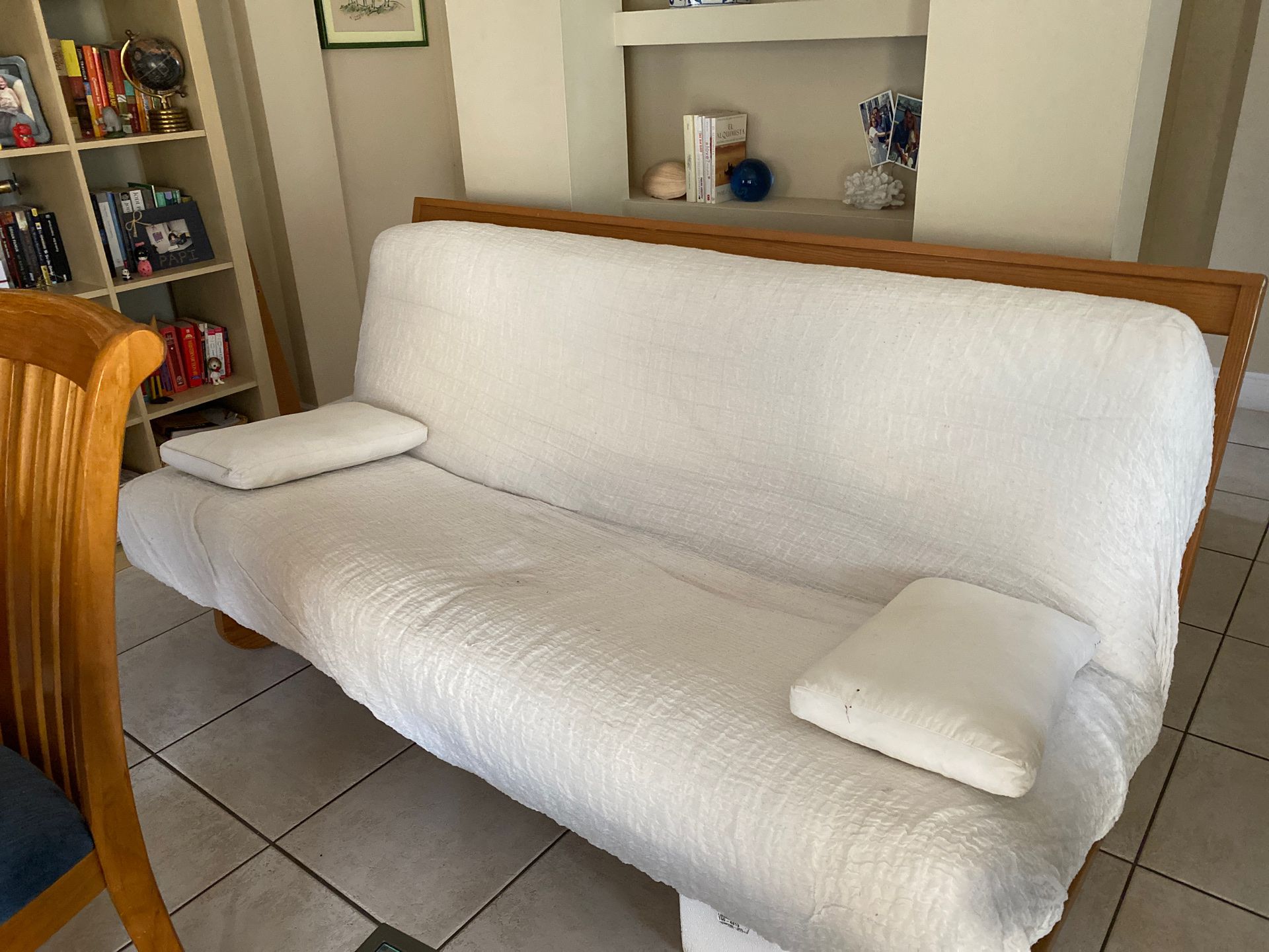 Free great condition Futon Come Pick Up now!