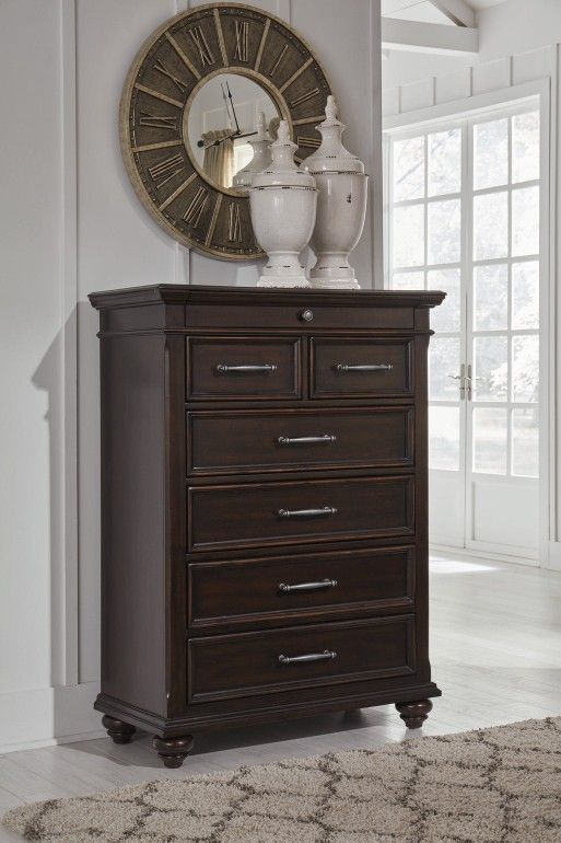 Brynhurst Dark Brown Upholstered Storage Bedroom Set🛏️4 Piece Price !!!(QB/D/M/N)💒
