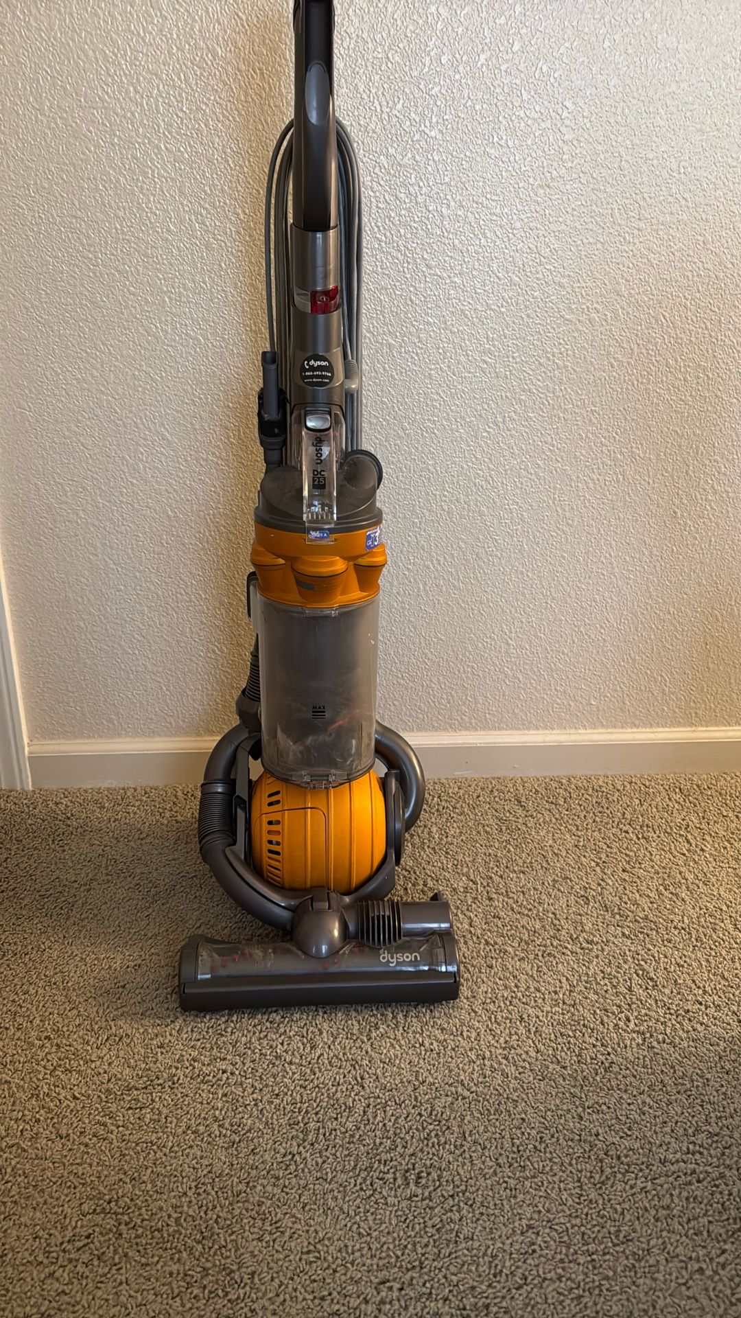 Dyson DC 25 Vacuum