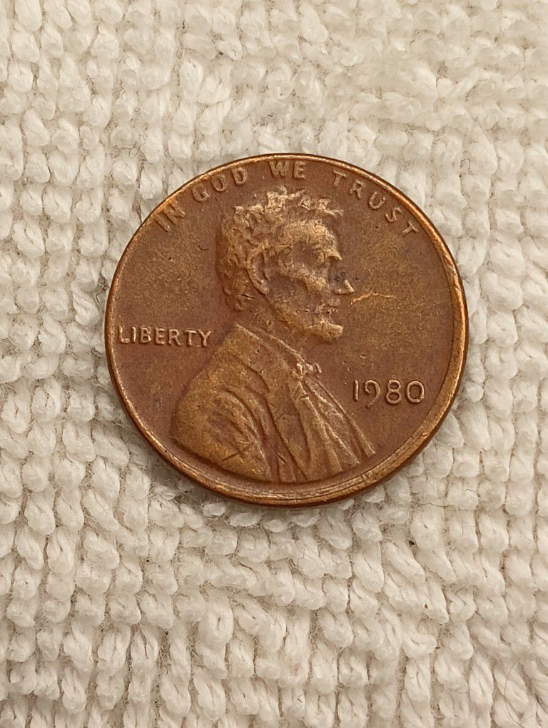 Rare 1980 Red Toned No Mint Mark Penny 