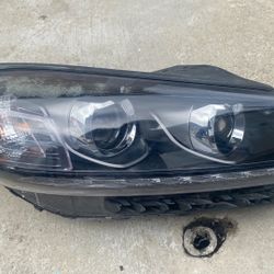 2016-2018 Headlight Kia Sorento