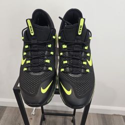 Nike Air Max Axis Black Volt Size 8.5 Sneakers Running Shoes