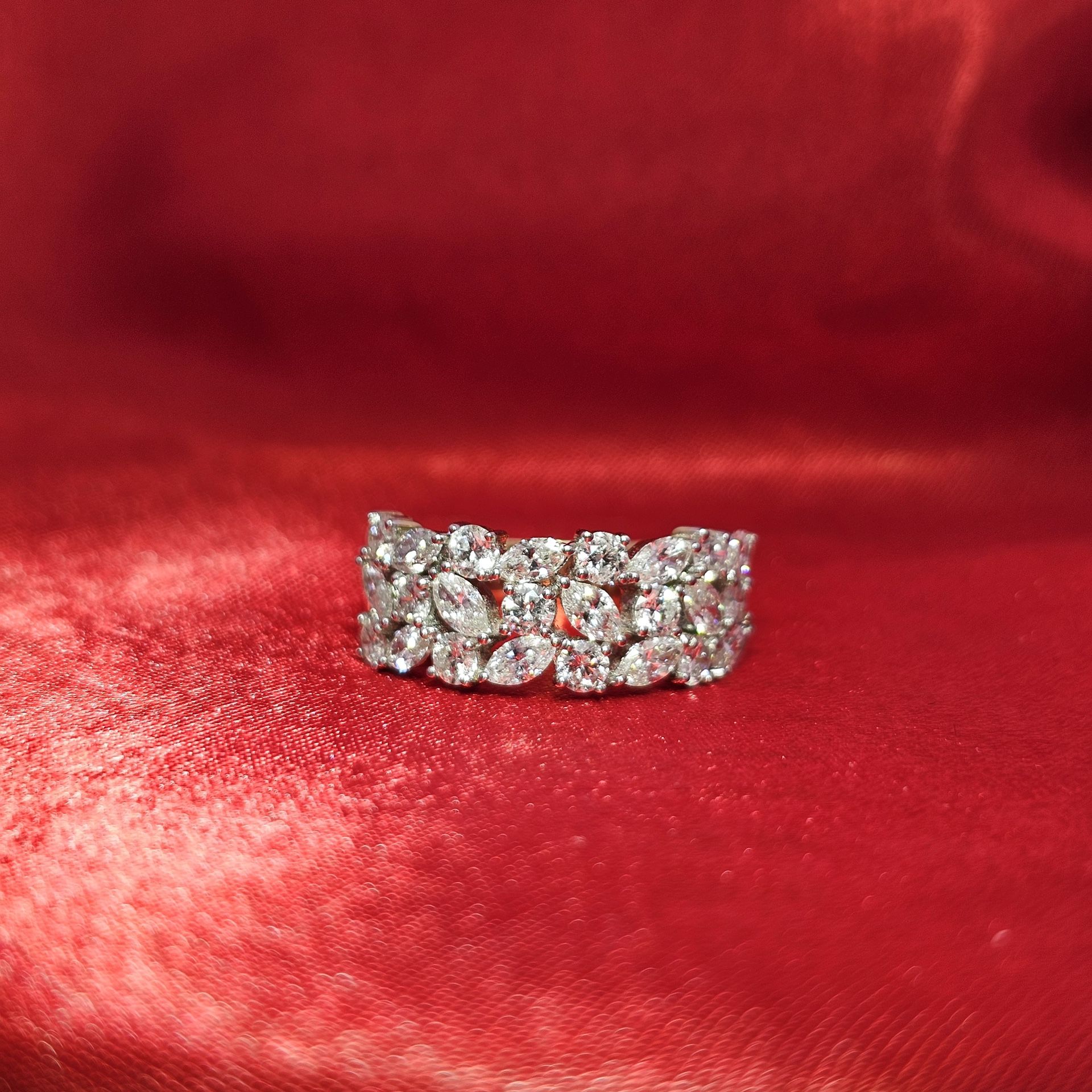 14k Yellow Gold Diamond Floral Alternating Marquise and Round Wedding Band Ring 2.07 ctw