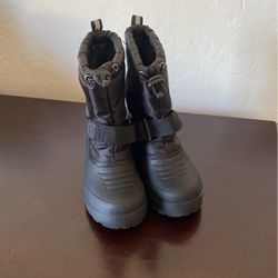 Toddler Size 12 snow Boots