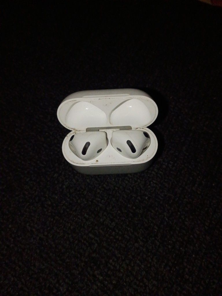 4th Generation Air Pods