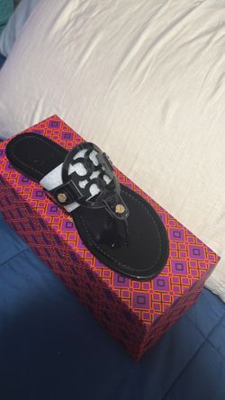 tory burch sandals