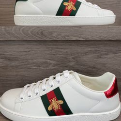 Gucci Women's Ace Sneaker with Bee size 37 = US size 7