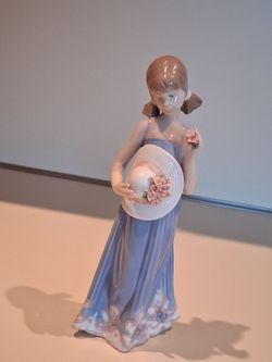 LLadro 5648 Figurine Porcelain