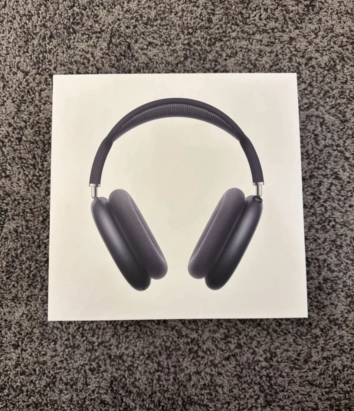 AirPod Maxes