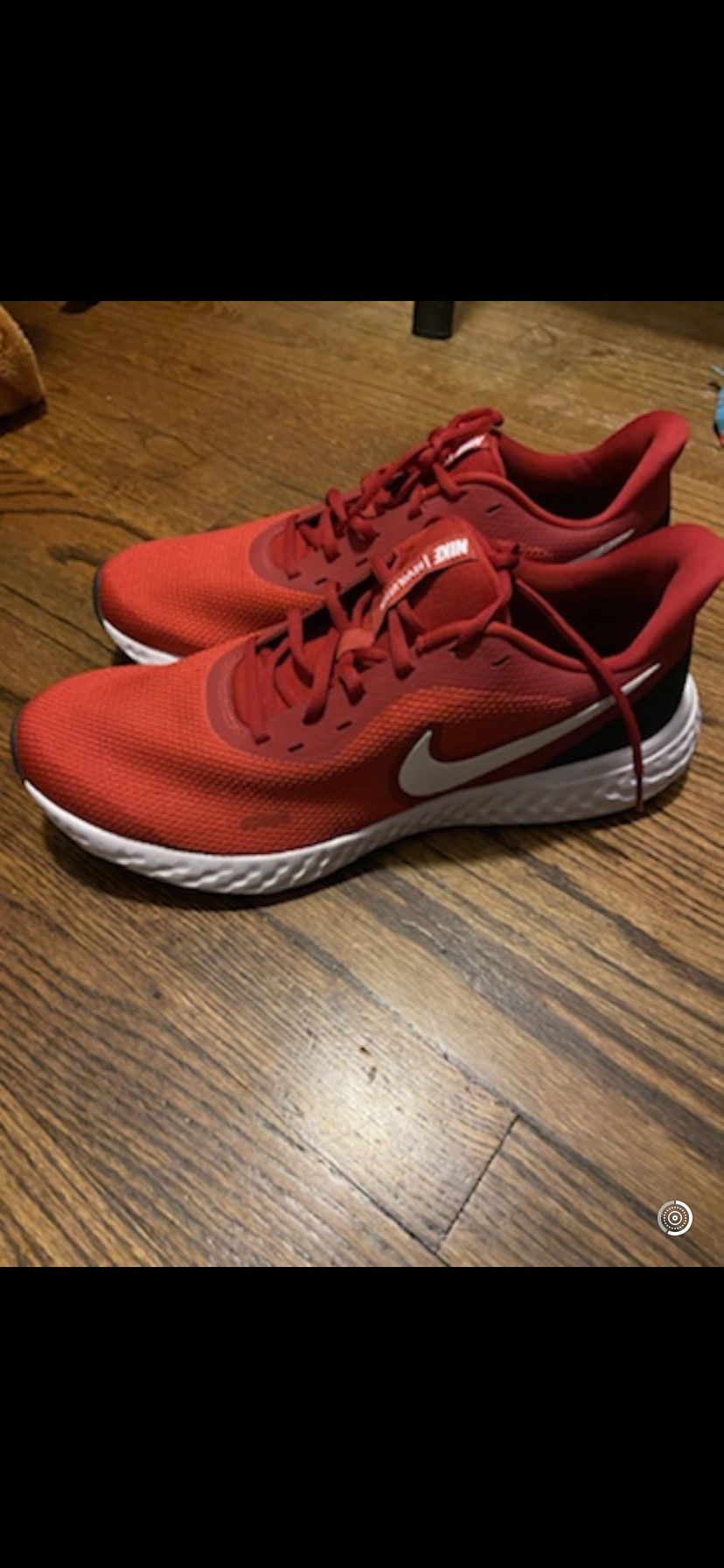 NIKE MENS SHOES REVOLUTION Size 13