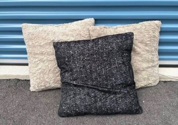$4 for Lot of (3) Tan/Black Home Accent Throw Pillows