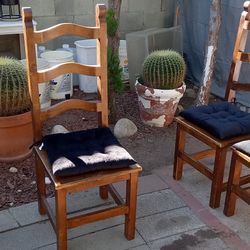 Chairs With Cushions Pre-owned $15 Each Good Condition