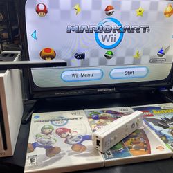 Nintendo Wii ~ Mario Kart Wii ~ Namco Museum ~ Lego Batman !!