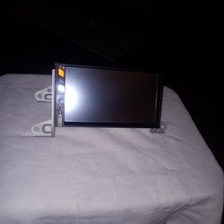 Brand New 7in Dual Touchscreen Radio