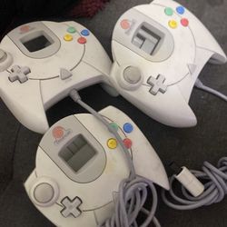 Dreamcast controllers