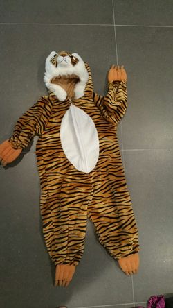 Tiger costume size 3