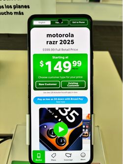 Moto Razr 2025