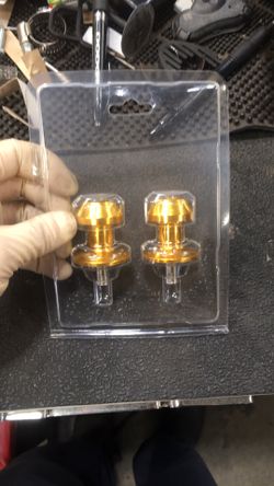 Rear motorcycle spools