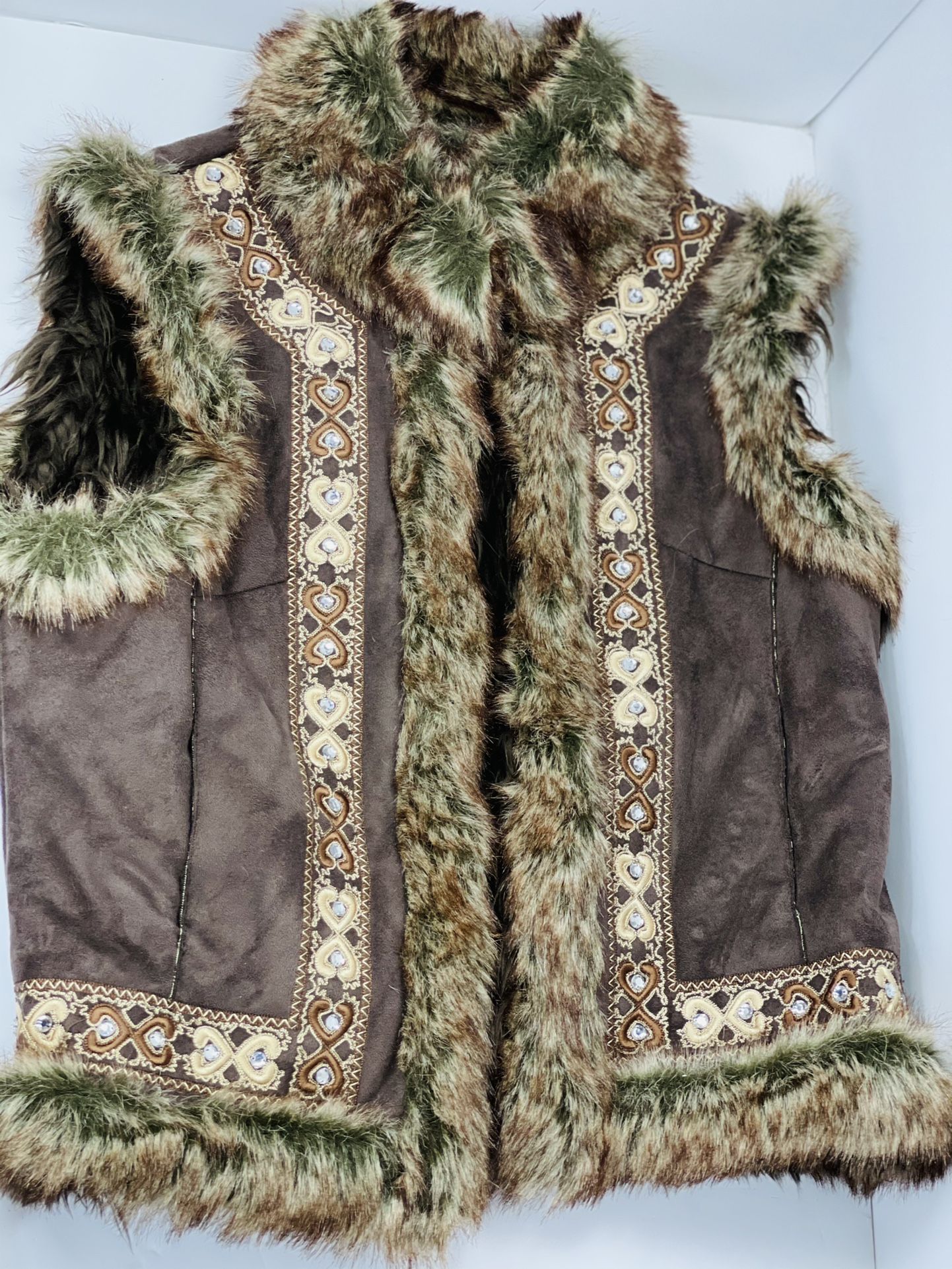Regent Park Faux Fur And Suede Boho Vest Large