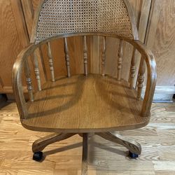Beautiful & Comfy Mid Century Oak Desk Chair w/Caned Back, Adjustable Swivel Roll Tilt, Home Office