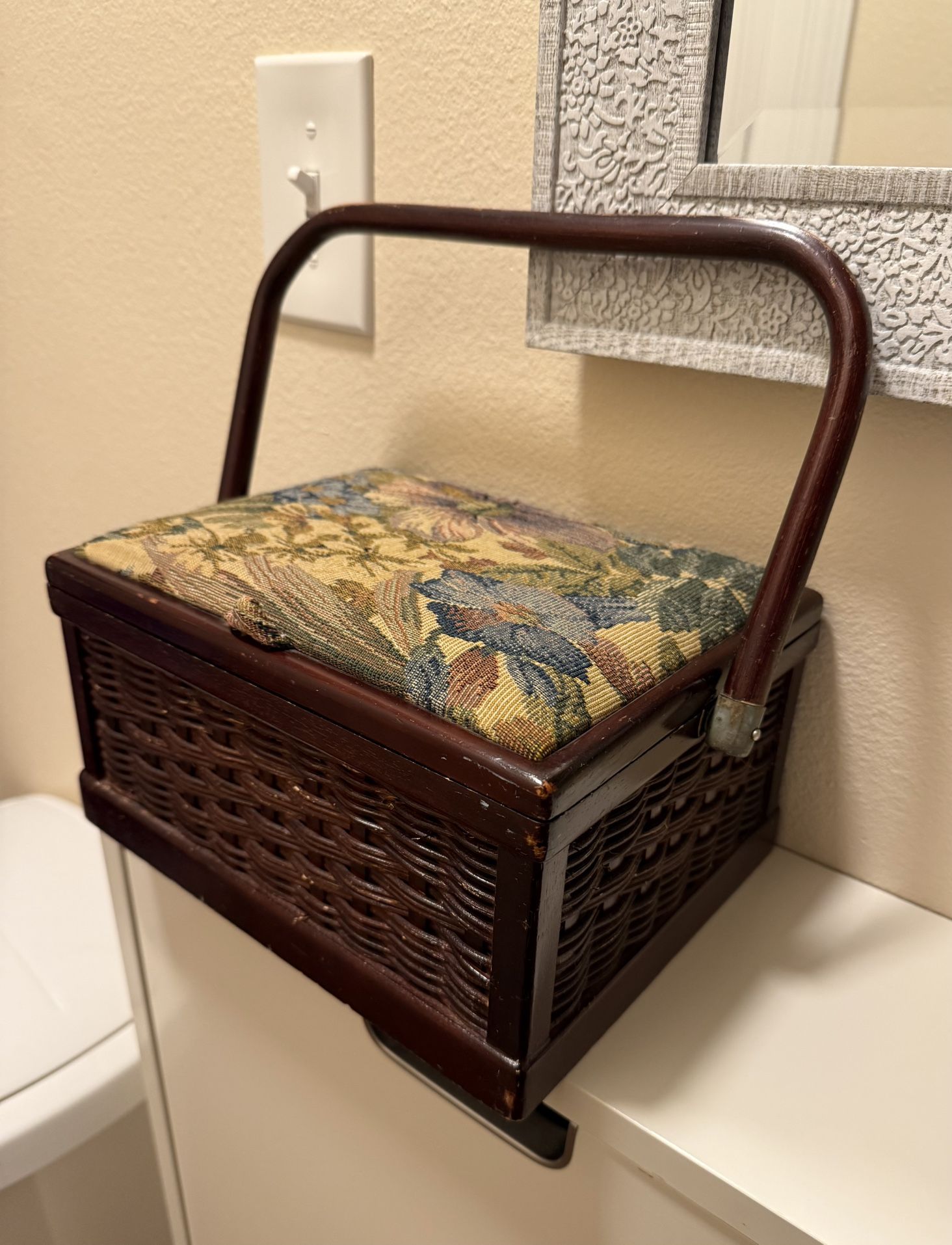 Sewing box organizer