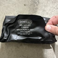 General Tool 7 Piece Arch Punch Set