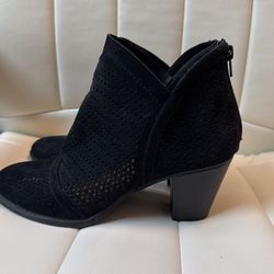 Black Report Women’s Summer Boots Size 7.5