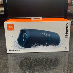 JBL Charge 5 Bluetooth Speaker 66909-1
