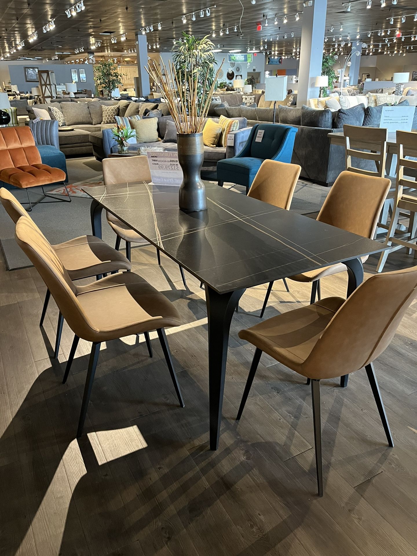 Table and 6 Chairs
