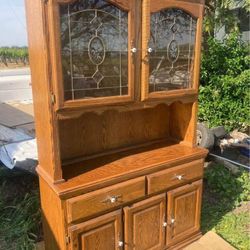 Beautiful Oak Hutch China Cabinet 