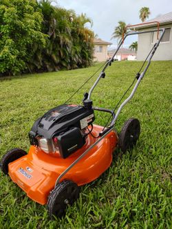 Lawn mower Excellent Condition