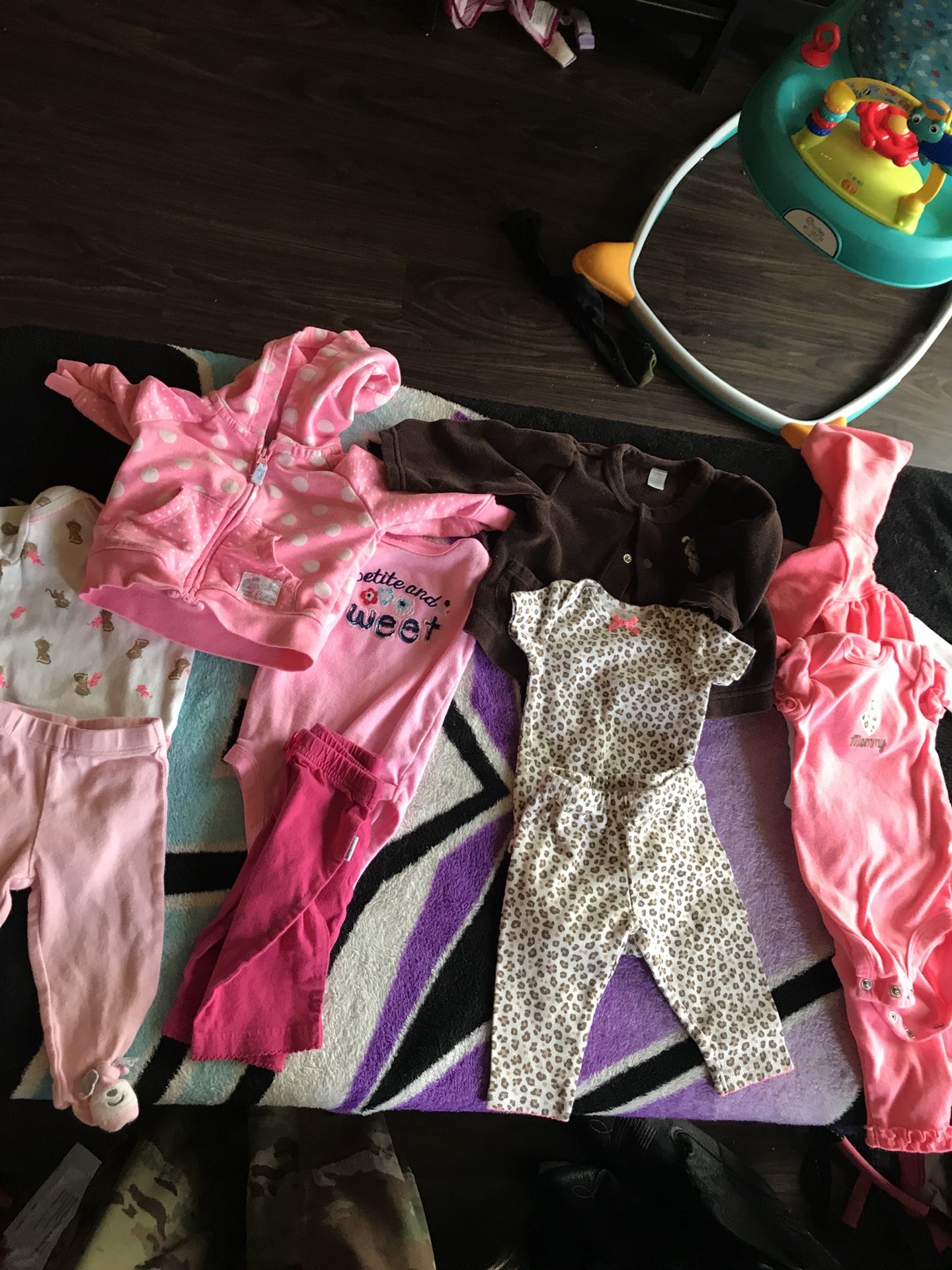 0-3 months baby clothes ;