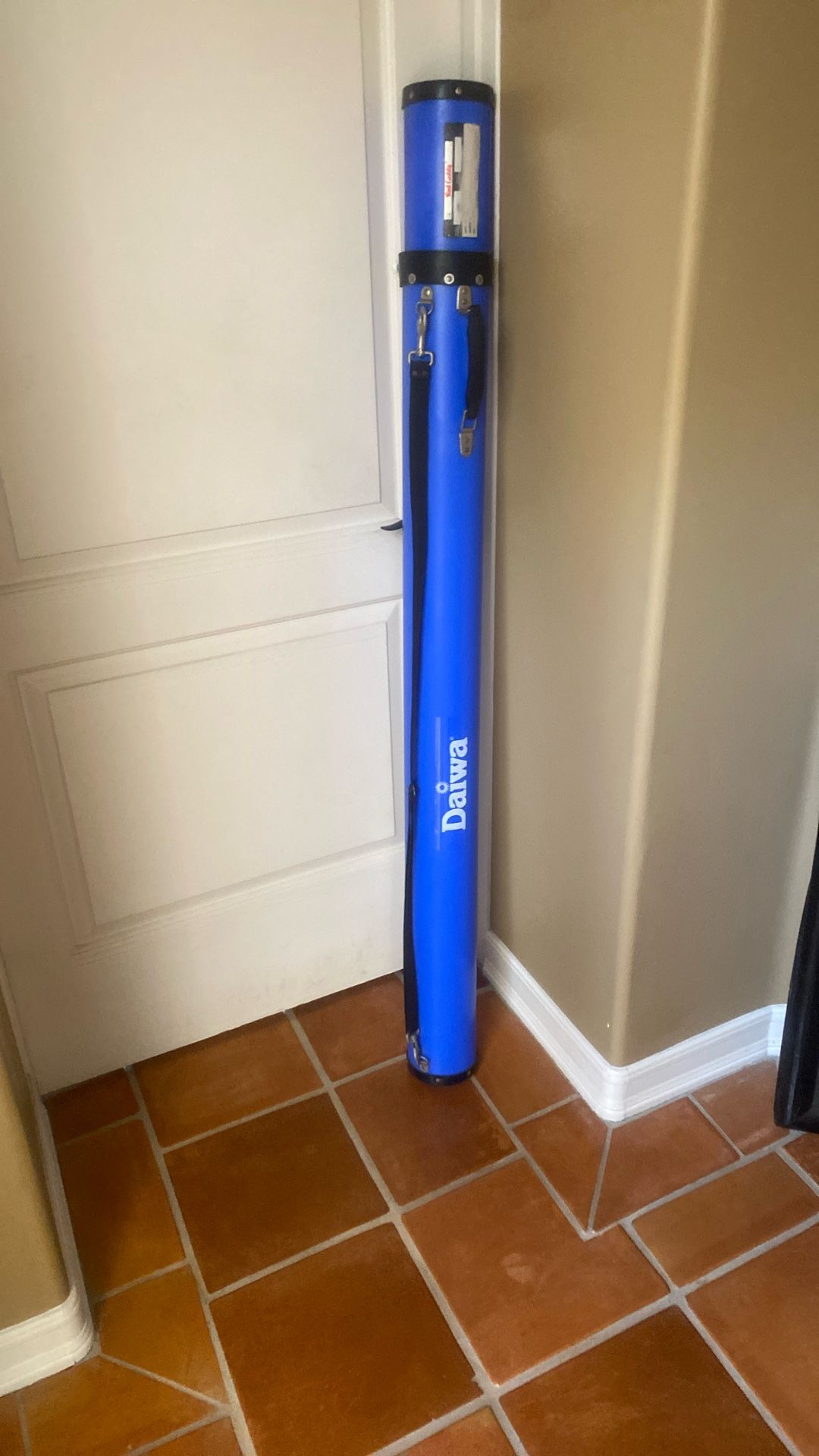 Daiwa Blue Fishing Rod Carrier