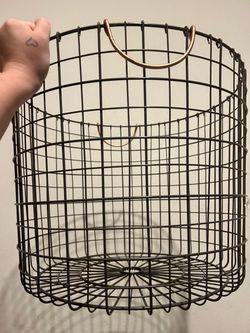 Black Wire Storage Basket with Rose Gold Handle