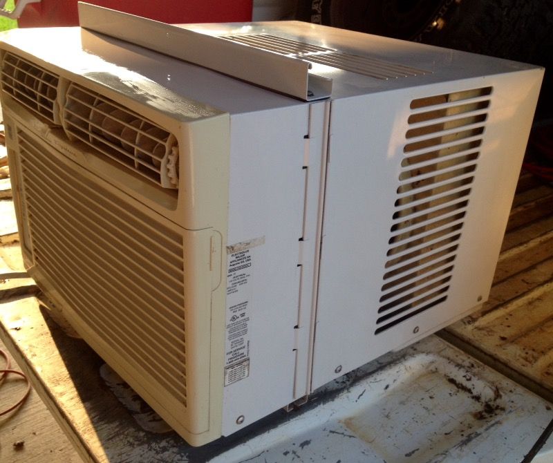 Electrolux Frigidaire 10,000 BTU 115V Window Air Conditioner for Sale