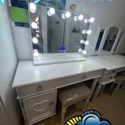 New White Vanity With Led Lights Brand New Desk Nuevo 