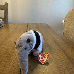 Ty Beanie Baby "Ants" the Anteater