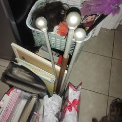 Adjustable Curtain Rod