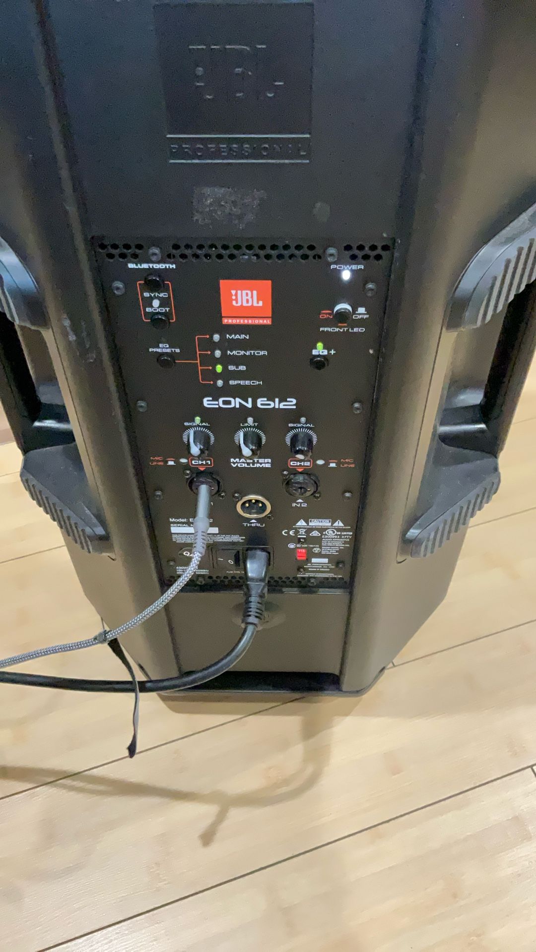 JBL EON 612