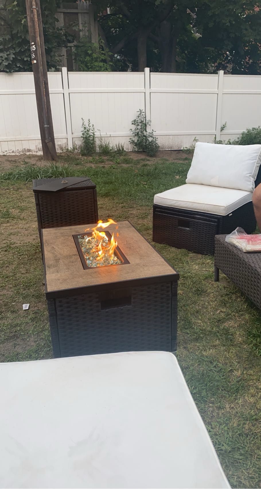 Sego Lily Cheyenne 32 Inch W Black Aluminum Rectangle Tabletop Liquid Propane Fire Pit Table