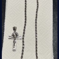 Silver diamond cut rope chain