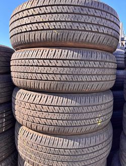 225/55/18 Bridgestone 🌟🌟 Vendo un set de llantas con 80% de vida las 4 🌟🌟🤩