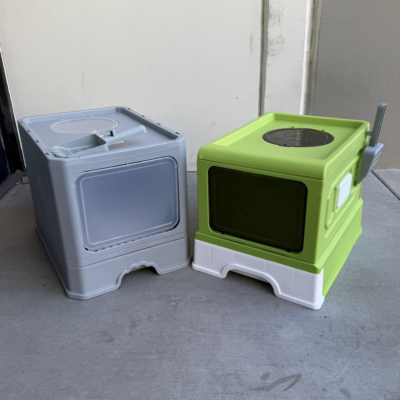 NEW $25 Each Cat Kitten Pet Litter Box Enters Front Exit From Top 2 Styles With Scooper
