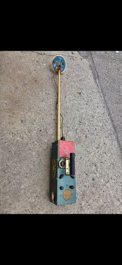 Vintage metal detector - needs repair