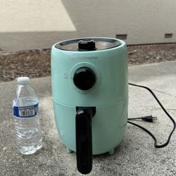New! Compact Air Fryer, 3 Quart 