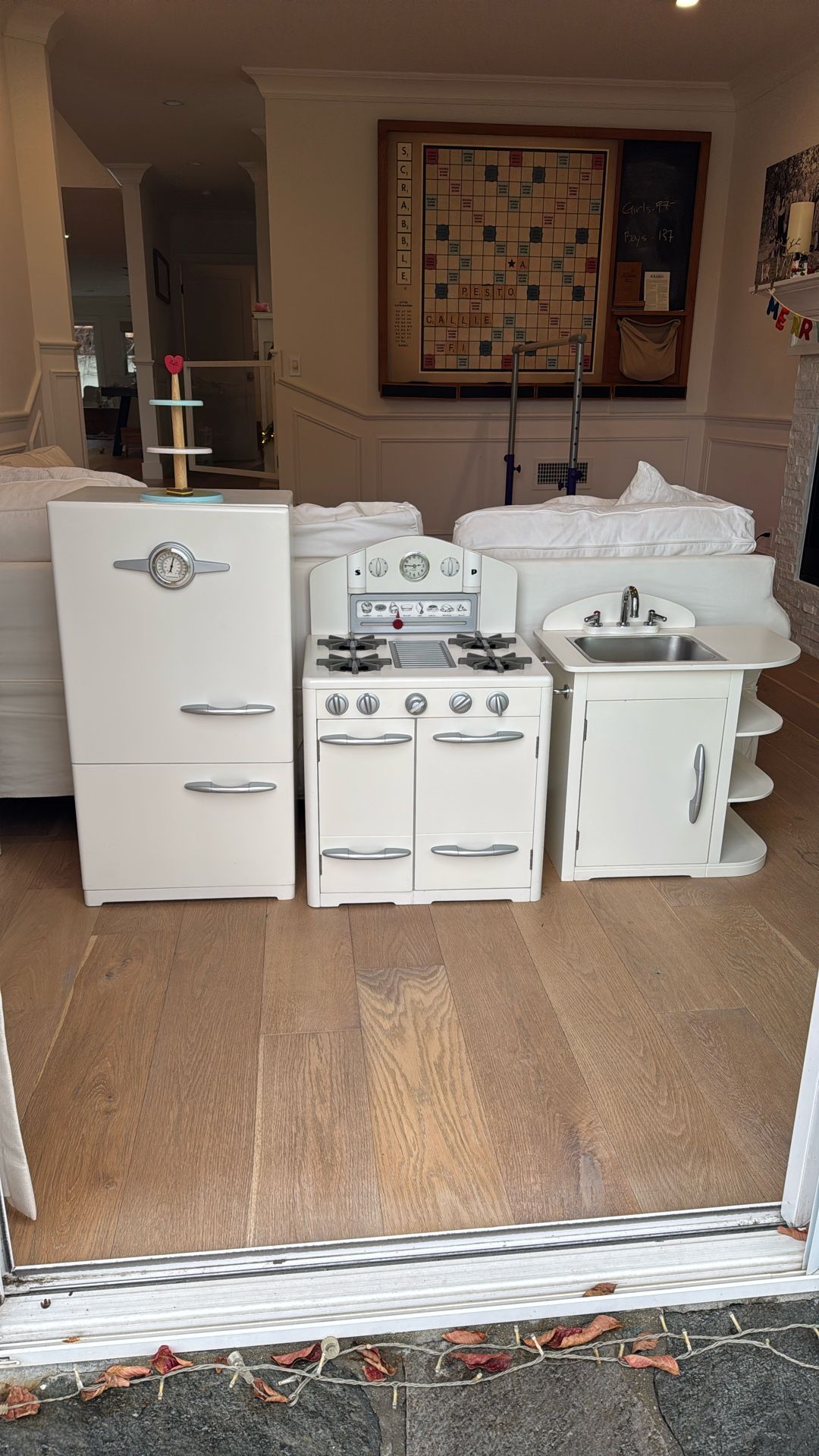 Pottery Barn Retro Kitchen Set. Gently Loved.